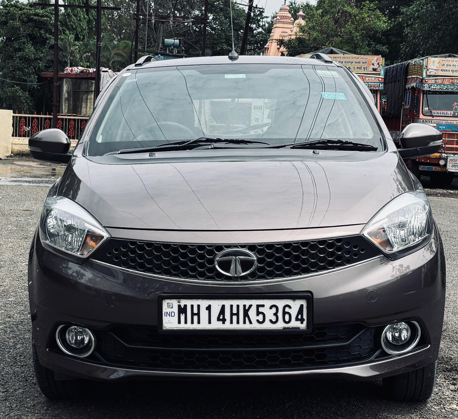 View 2019 Tata Tigor XZA Petrol AMT Image 2 Used 2019 Tata Tigor XZA Petrol AMT Image 2
