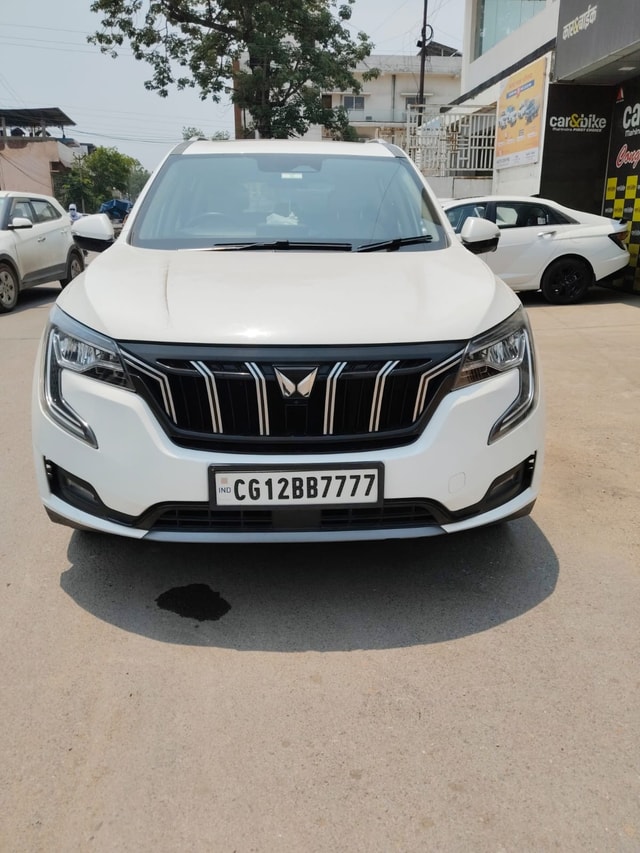 View Mahindra XUV700 Image 2 Used Mahindra XUV700 Image 2