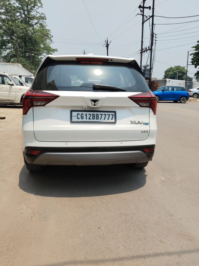View Mahindra XUV700 Image 4 Used Mahindra XUV700 Image 4