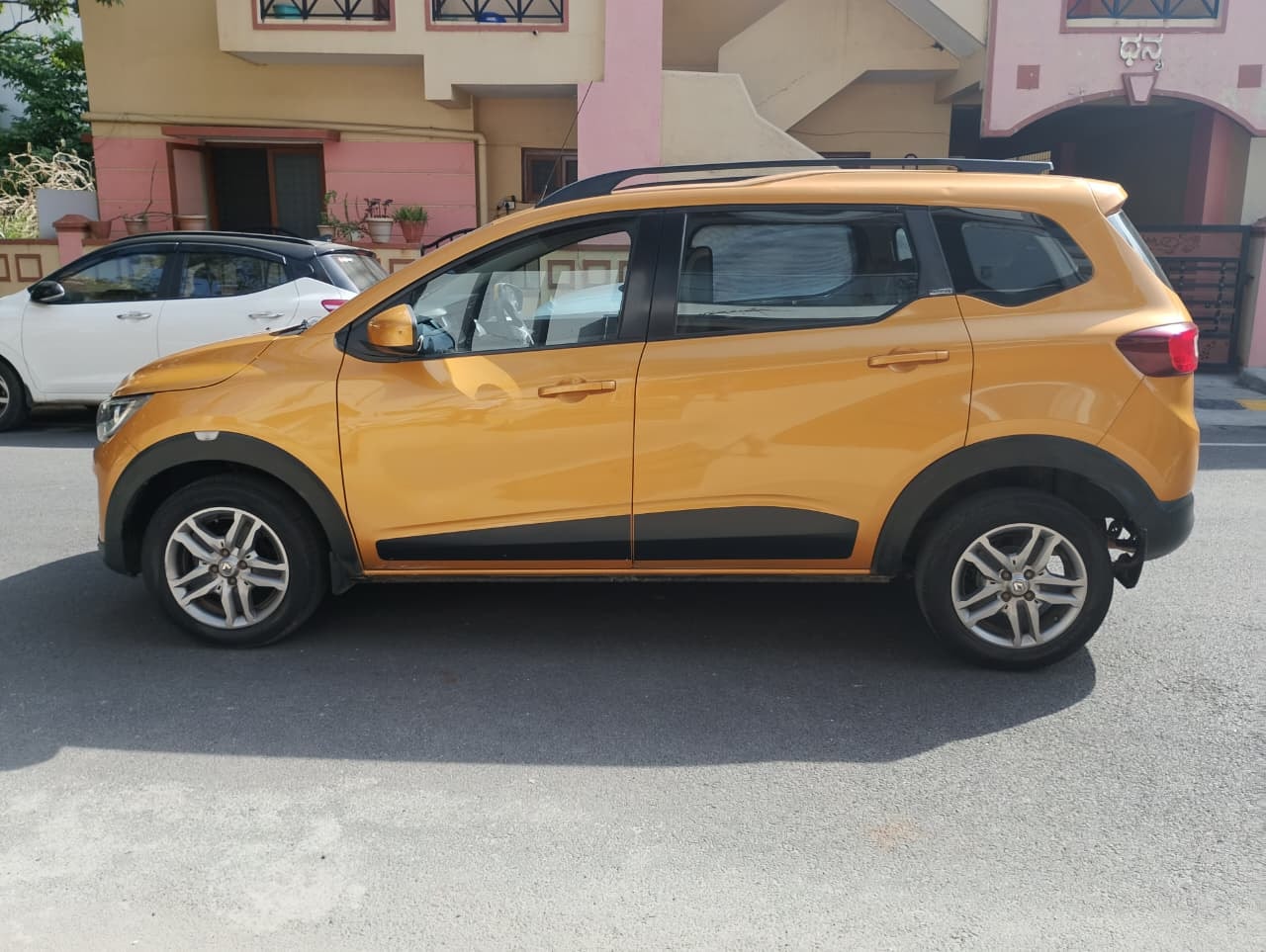 Used 2020 Renault Triber Used 2020 Renault Triber