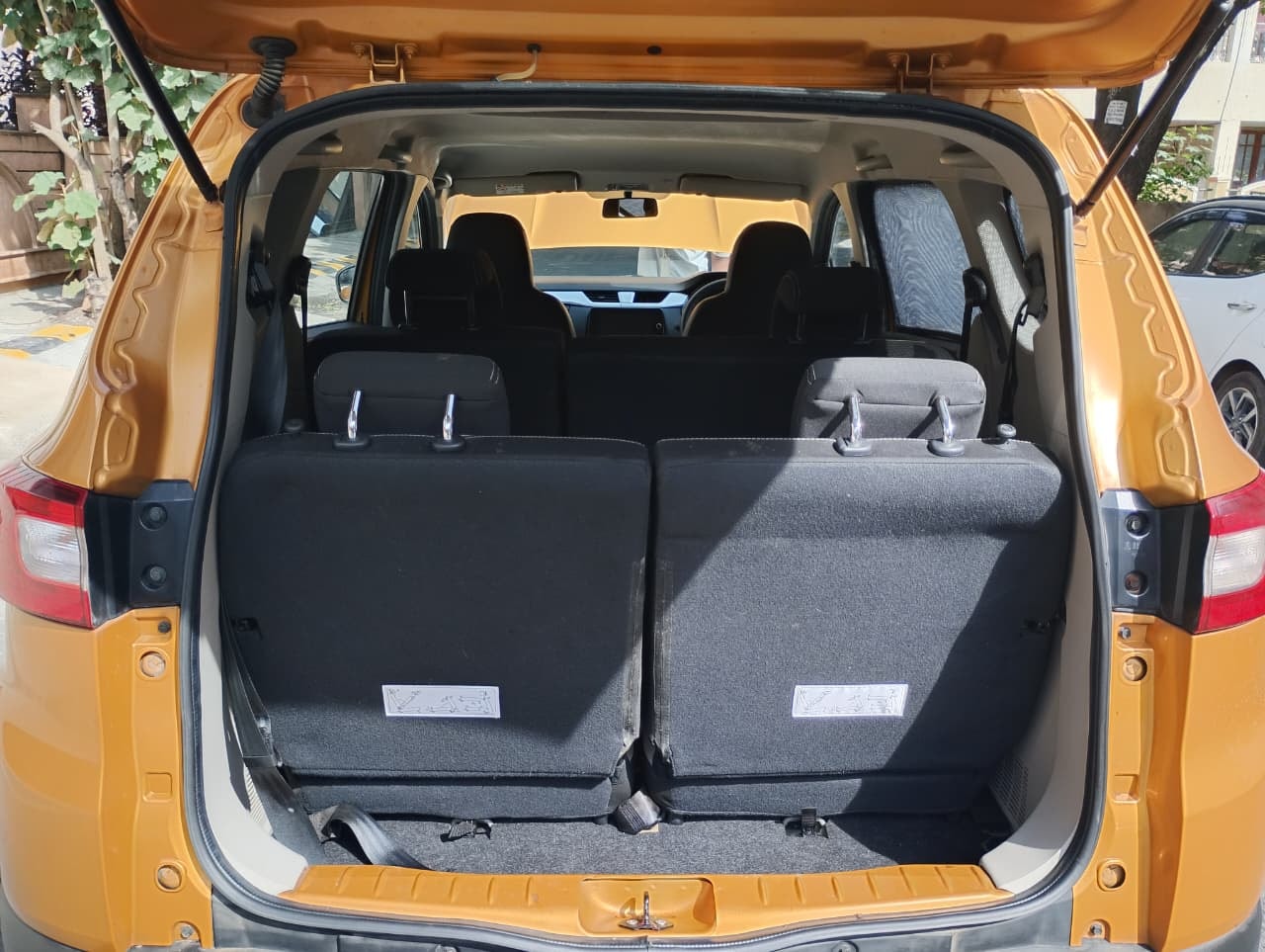 Used 2020 Renault Triber Used 2020 Renault Triber