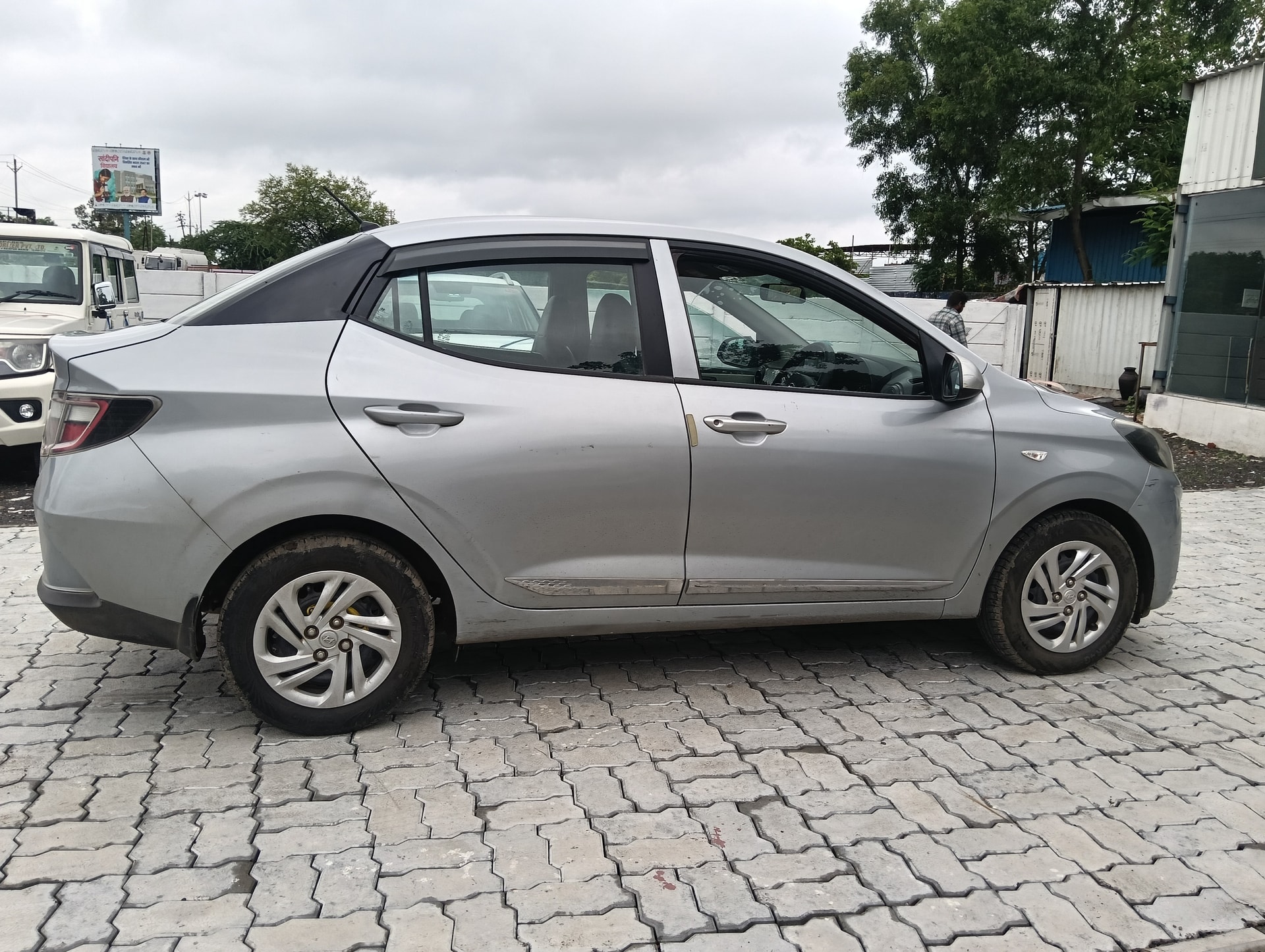 View 2020 Hyundai Aura SX(O) Diesel Image 5 Used 2020 Hyundai Aura SX(O) Diesel Image 5