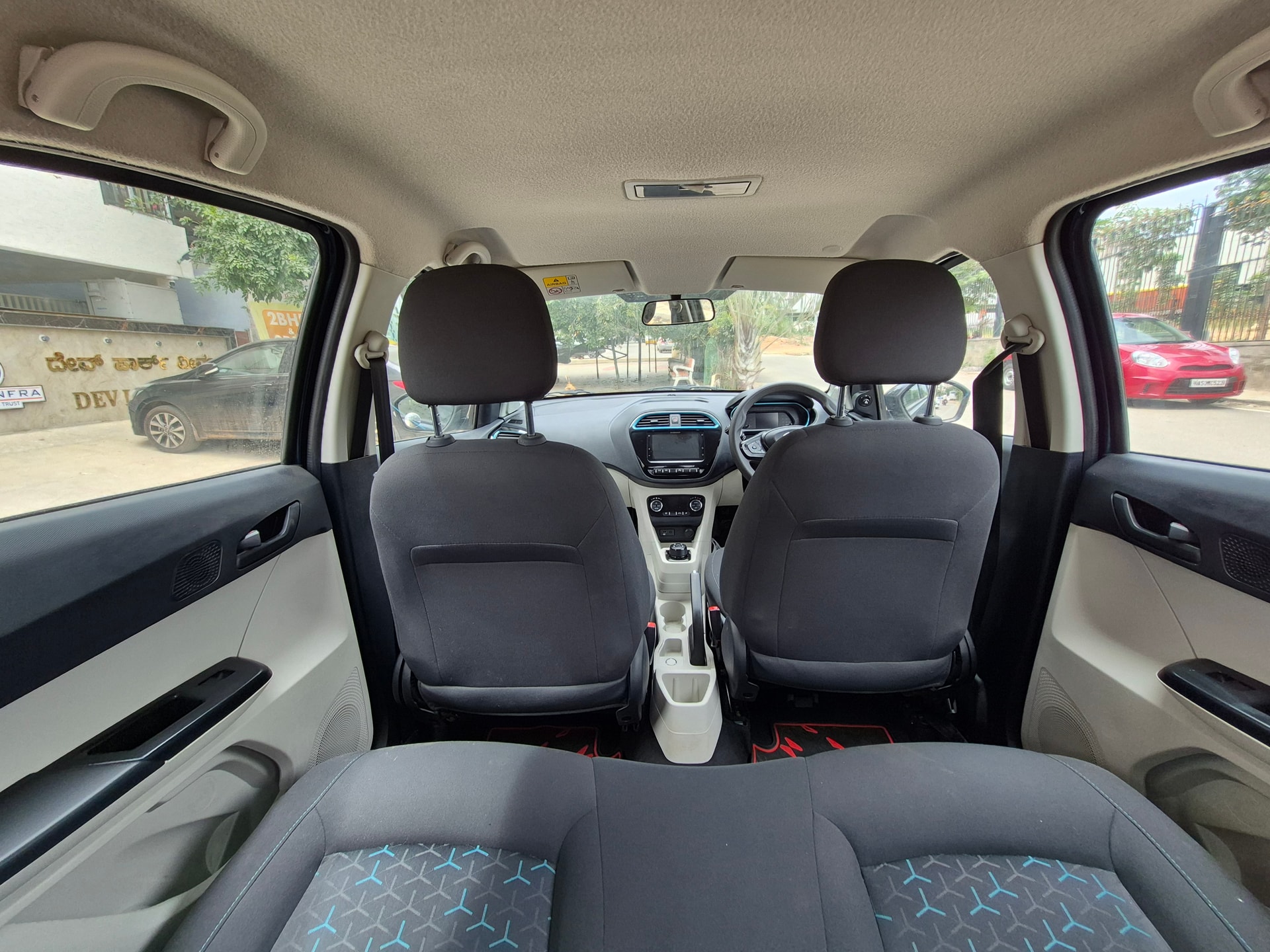 Used 2023 Tata Tiago EV Used 2023 Tata Tiago EV