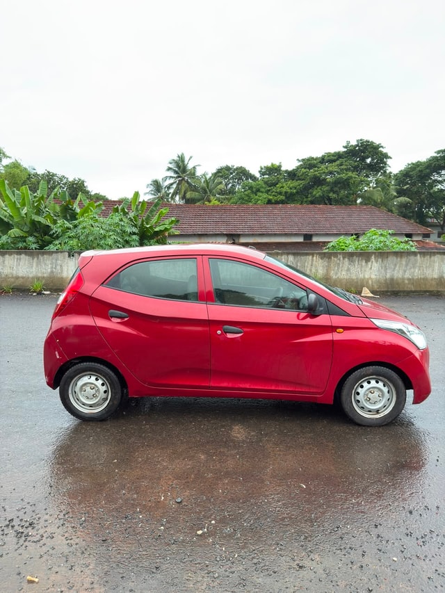 View Hyundai EON Image 8 Used Hyundai EON Image 8
