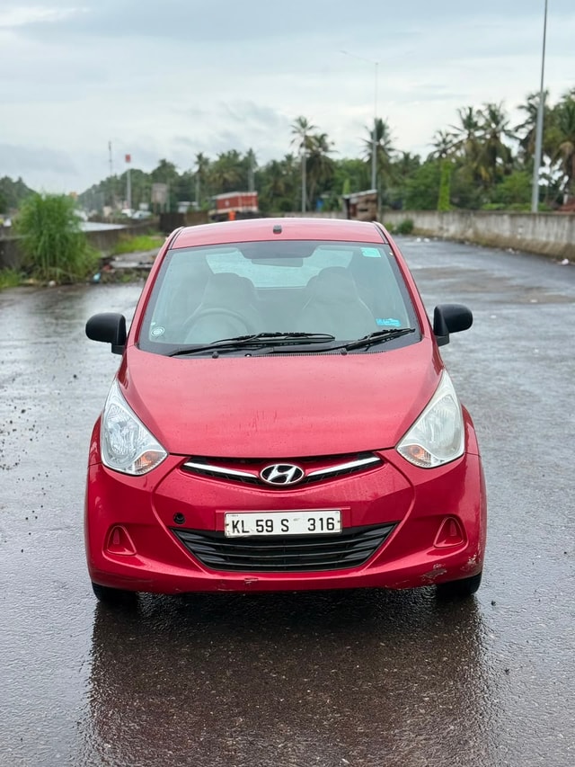 View Hyundai EON Image 2 Used Hyundai EON Image 2