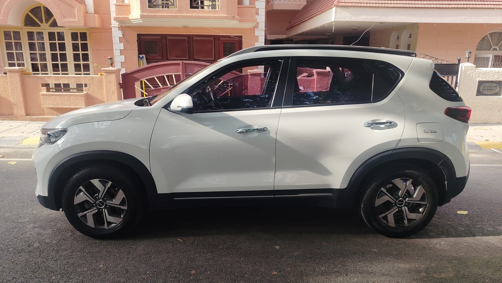 Used 2023 Kia Sonet Used 2023 Kia Sonet