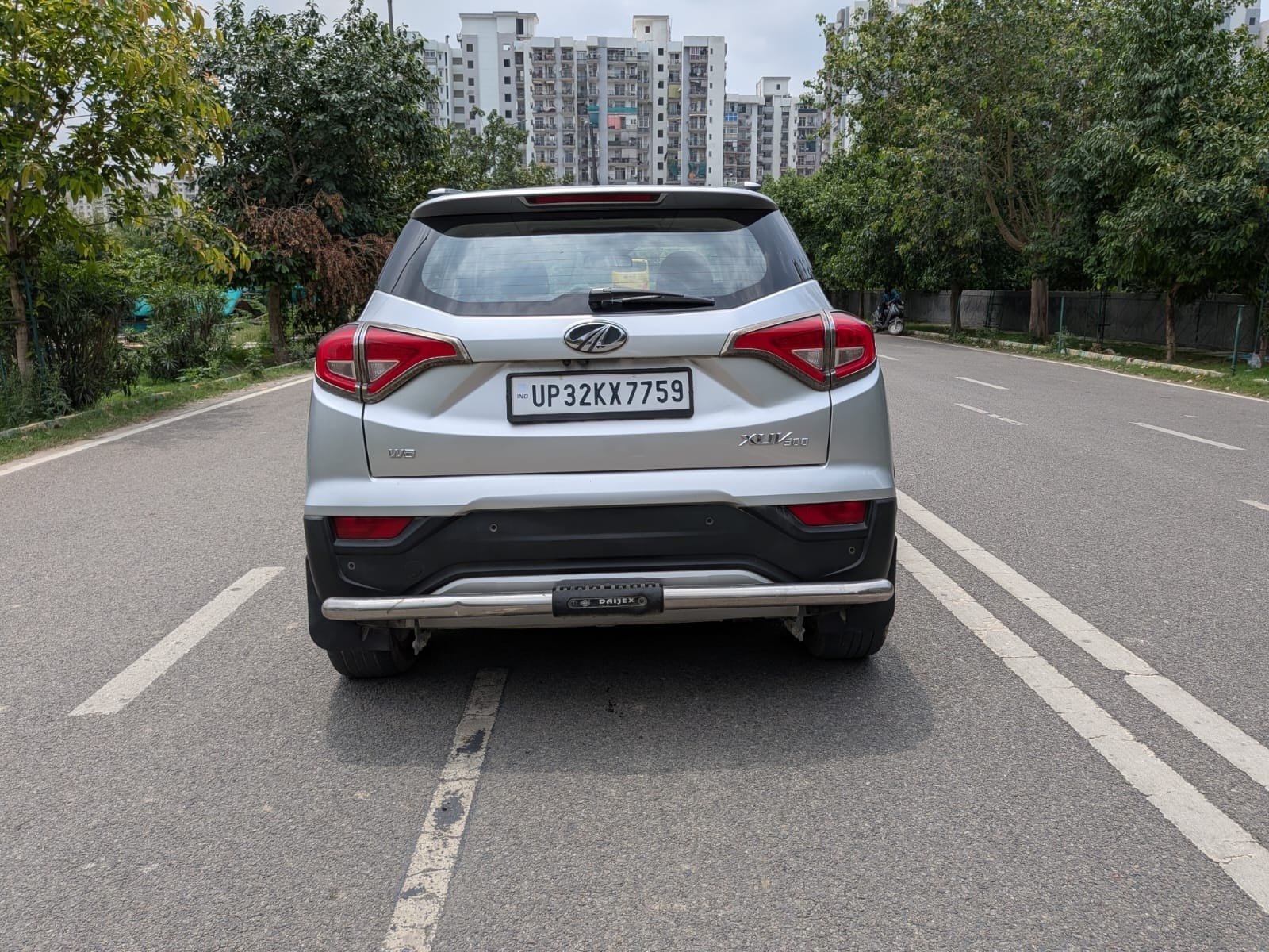 View 2019 Mahindra XUV300 W8 (O) Petrol BS IV Image 4 Used 2019 Mahindra XUV300 W8 (O) Petrol BS IV Image 4