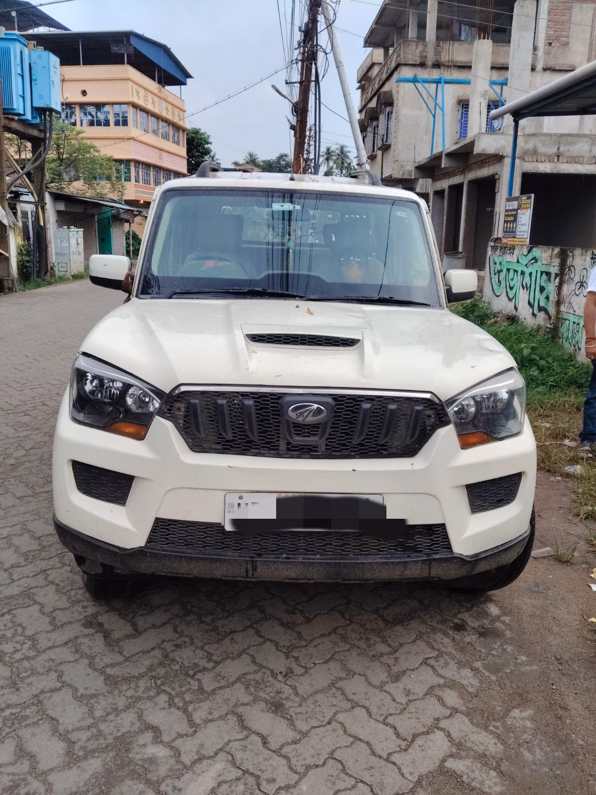 View 2023 Mahindra Scorpio Classic S11 CC 7 Seater Image 2 Used 2023 Mahindra Scorpio Classic S11 CC 7 Seater Image 2