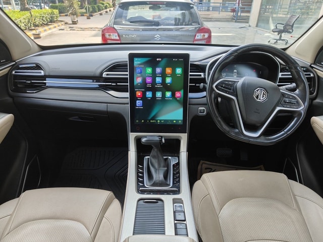View MG Hector Image 8 Used MG Hector Image 8