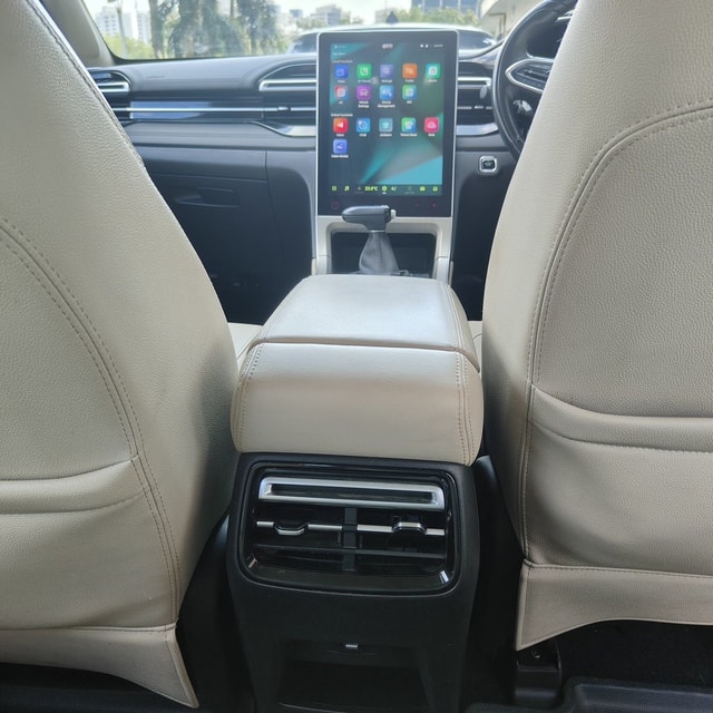 View MG Hector Image 12 Used MG Hector Image 12