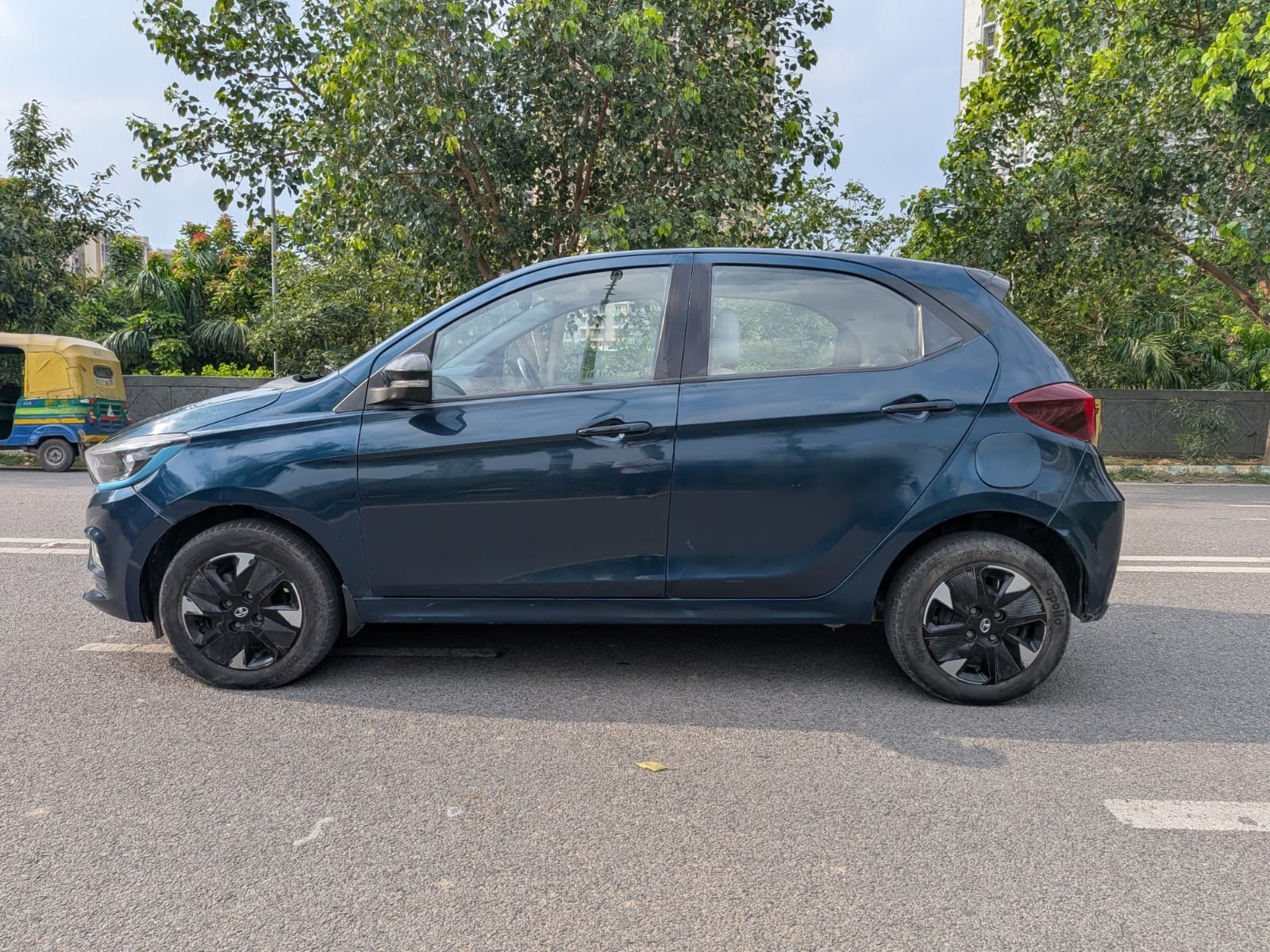 View 2023 Tata Tiago EV XZ Plus Tech Lux Long Range Image 6 Used 2023 Tata Tiago EV XZ Plus Tech Lux Long Range Image 6