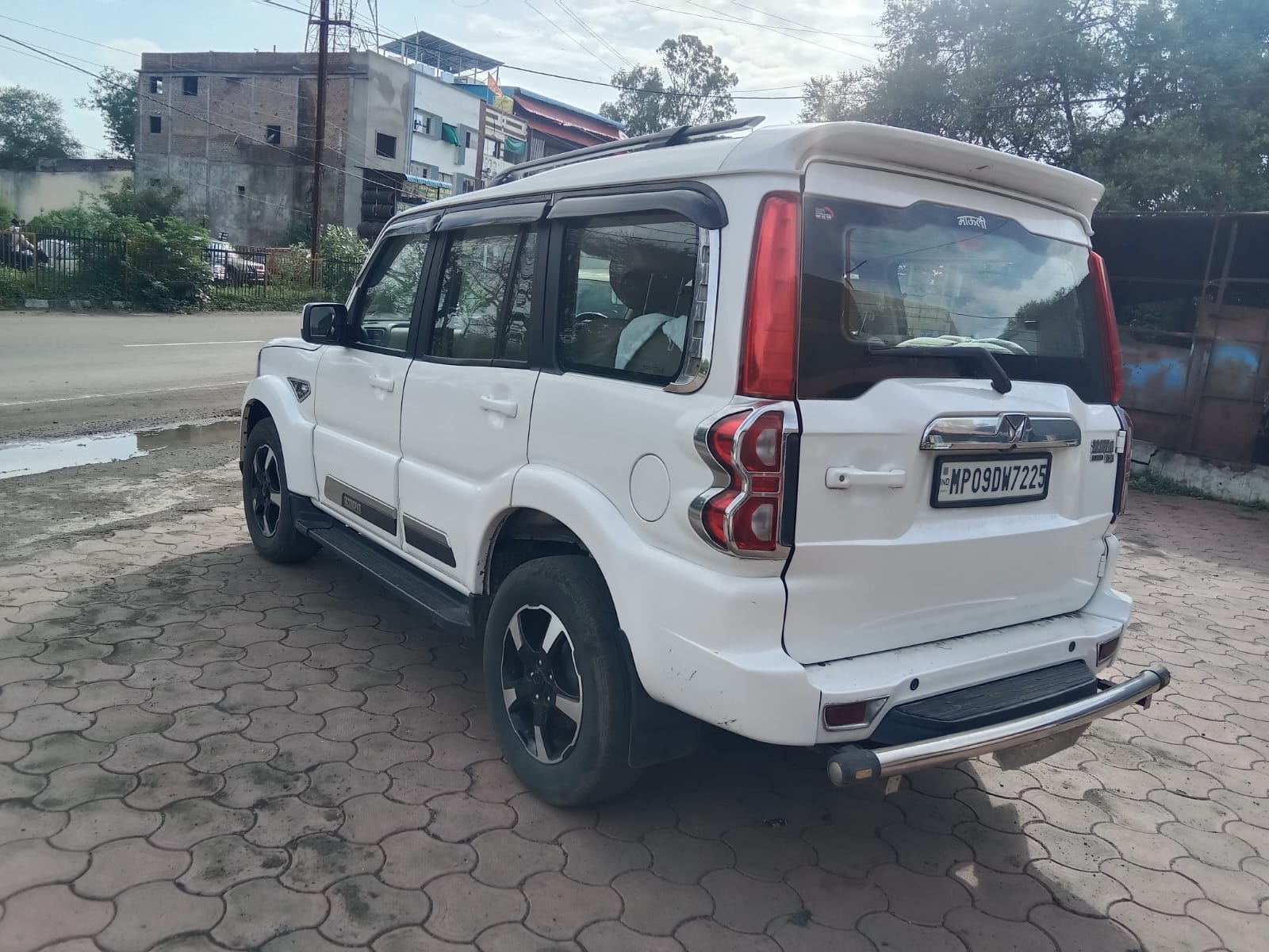 View 2024 Mahindra Scorpio Classic S11 CC 7 Seater Image 10 Used 2024 Mahindra Scorpio Classic S11 CC 7 Seater Image 10