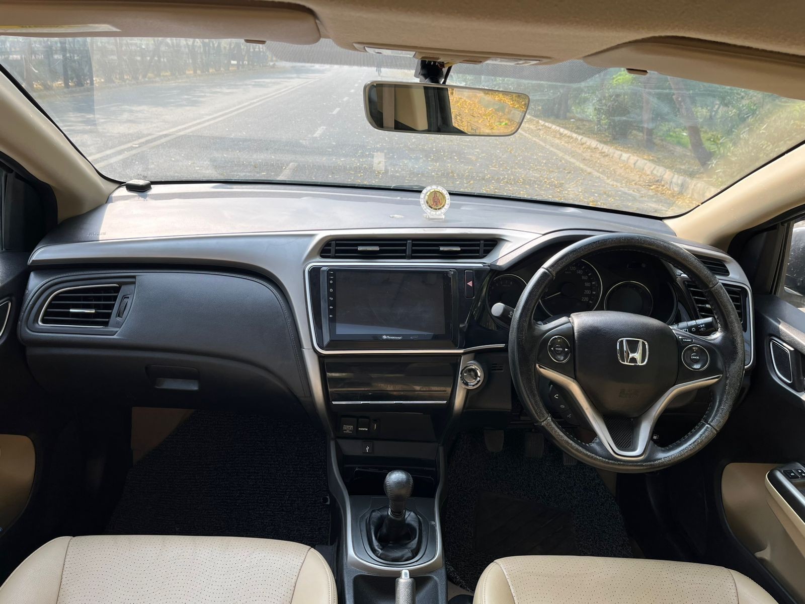 View 2017 Honda City VX MT Petrol BS IV Image 9 Used 2017 Honda City VX MT Petrol BS IV Image 9