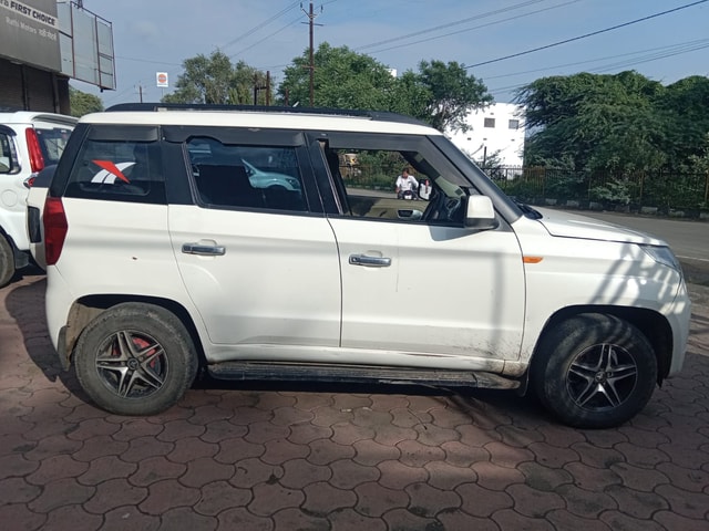 View Mahindra TUV300 Image 8 Used Mahindra TUV300 Image 8