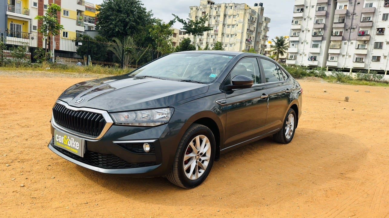 2022 स्कोडा स्लेविया Ambition 1.0 TSI MT 2022 स्कोडा स्लेविया Ambition 1.0 TSI MT
