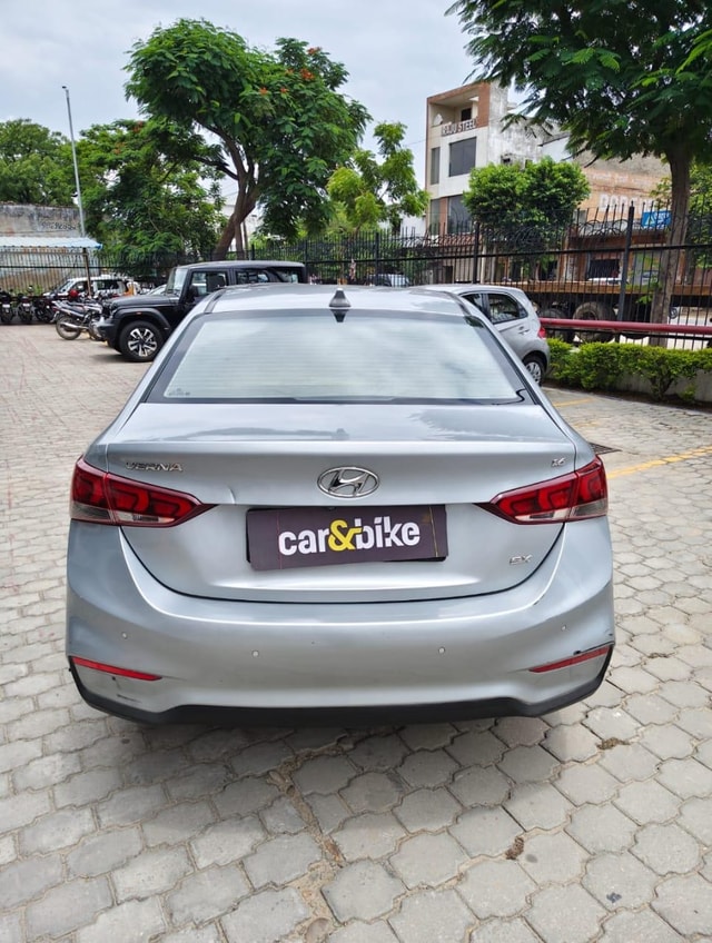 View Hyundai Verna Image 4 Used Hyundai Verna Image 4