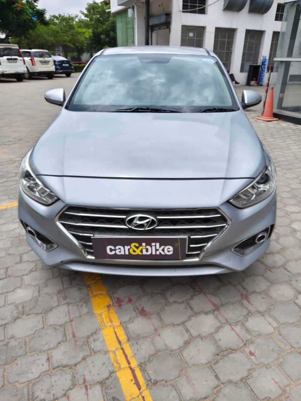 View 2018 Hyundai Verna 1.6 VTVT SX Image 2 Used 2018 Hyundai Verna 1.6 VTVT SX Image 2