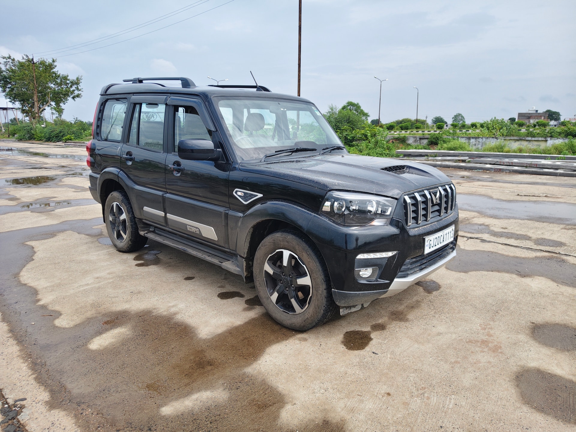 View 2023 Mahindra Scorpio Classic S11 CC 7 Seater Image 12 Used 2023 Mahindra Scorpio Classic S11 CC 7 Seater Image 12