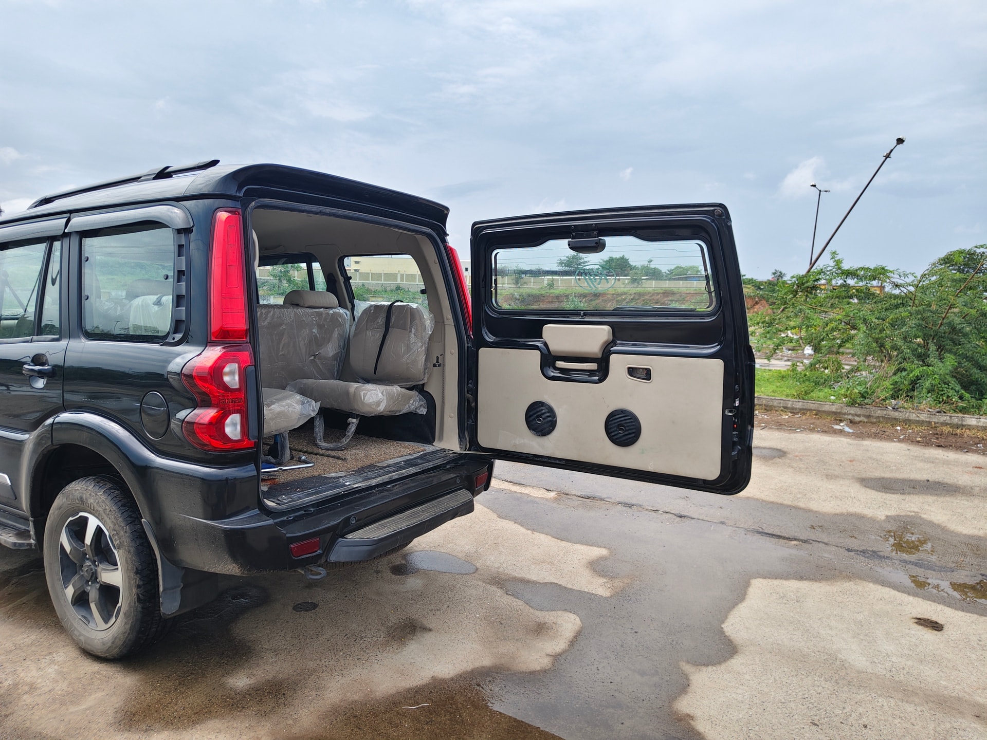 View 2023 Mahindra Scorpio Classic S11 CC 7 Seater Image 17 Used 2023 Mahindra Scorpio Classic S11 CC 7 Seater Image 17