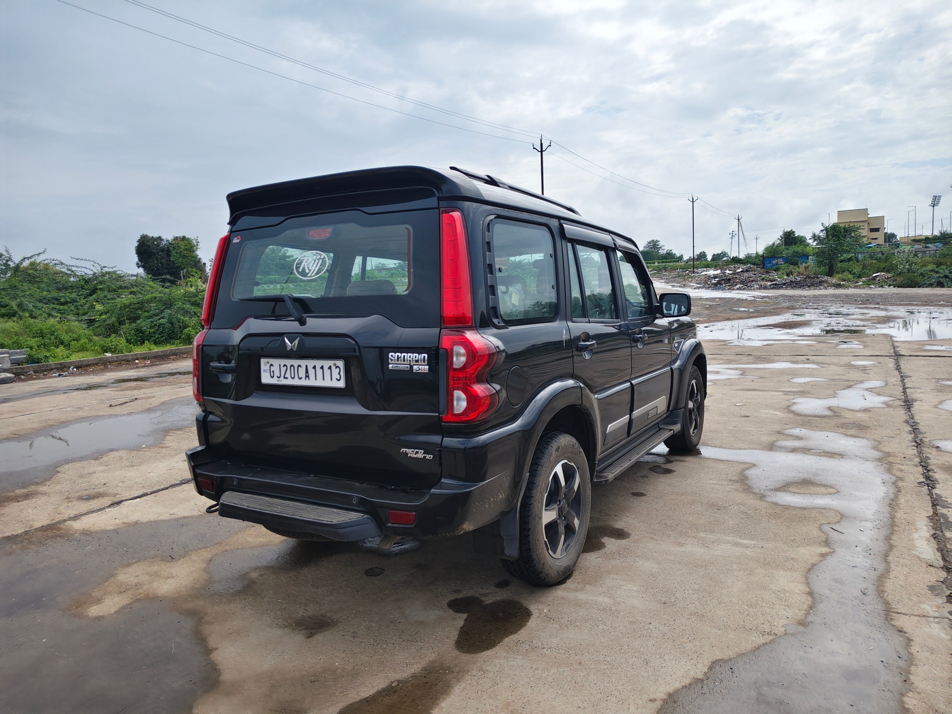 View 2023 Mahindra Scorpio Classic S11 CC 7 Seater Image 14 Used 2023 Mahindra Scorpio Classic S11 CC 7 Seater Image 14