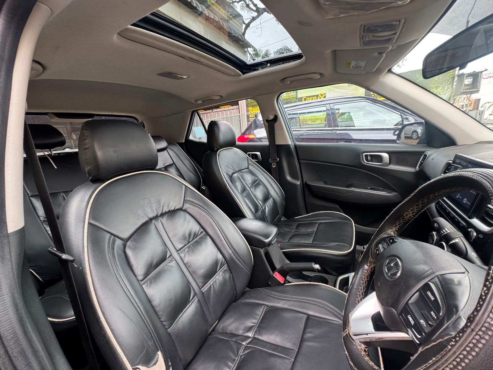 Used 2022 Hyundai Venue Used 2022 Hyundai Venue