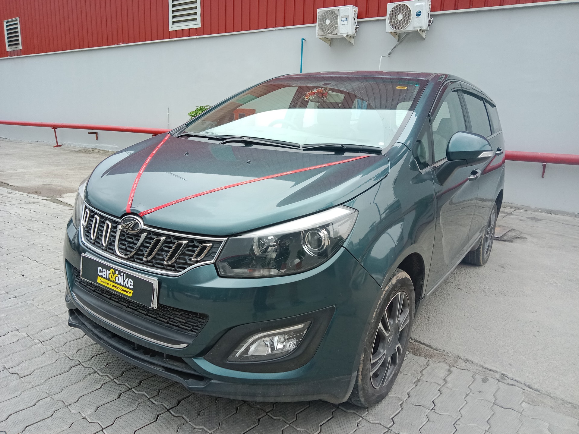 View 2018 Mahindra Marazzo M8 7-Seater Image 1 Used 2018 Mahindra Marazzo M8 7-Seater Image 1