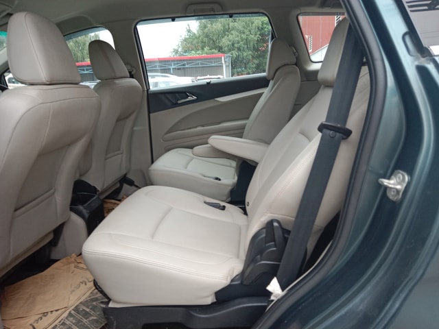 View Mahindra Marazzo Image 15 Used Mahindra Marazzo Image 15
