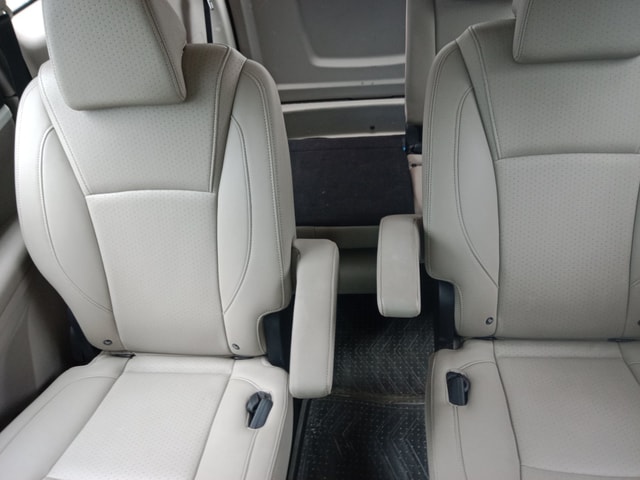 View Mahindra Marazzo Image 5 Used Mahindra Marazzo Image 5