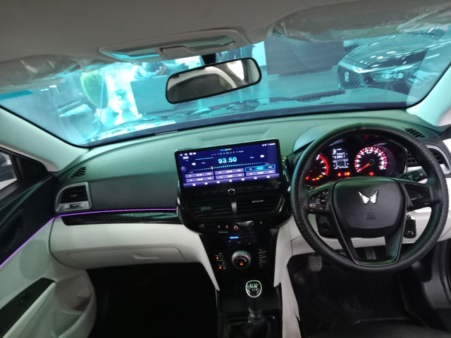 View Mahindra XUV 3XO Image 9 Used Mahindra XUV 3XO Image 9