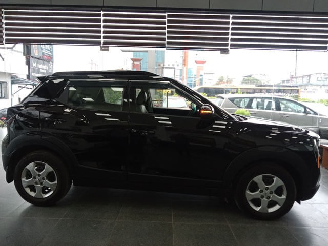 View Mahindra XUV 3XO Image 8 Used Mahindra XUV 3XO Image 8