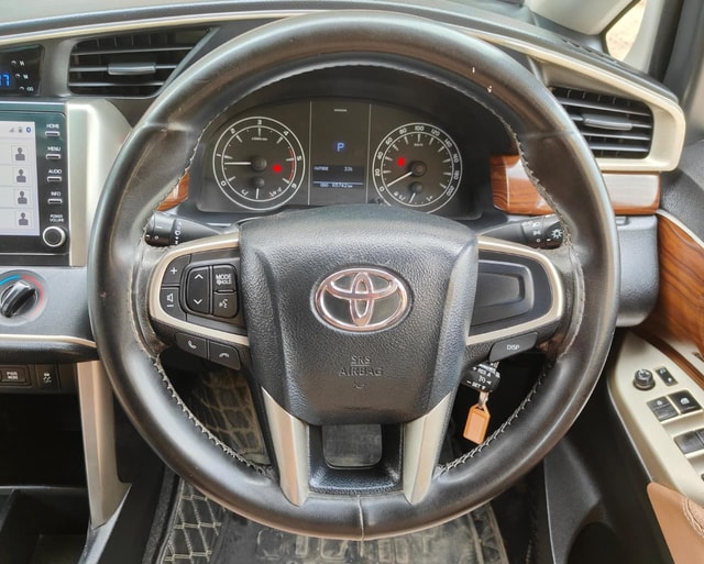View Toyota Innova Crysta Image 11 Used Toyota Innova Crysta Image 11