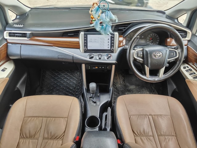 View Toyota Innova Crysta Image 9 Used Toyota Innova Crysta Image 9