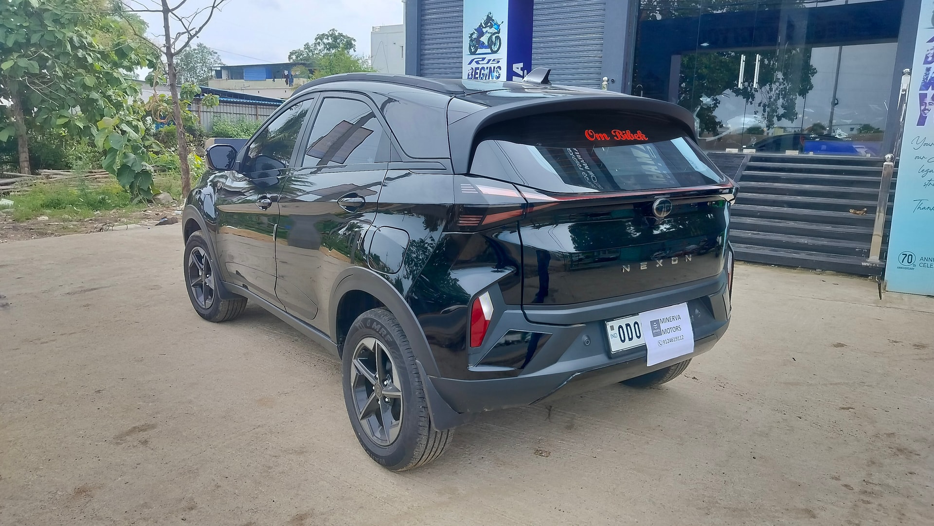 View 2026 Tata Nexon XZA Plus Petrol Dual Tone Image 10 Used 2026 Tata Nexon XZA Plus Petrol Dual Tone Image 10