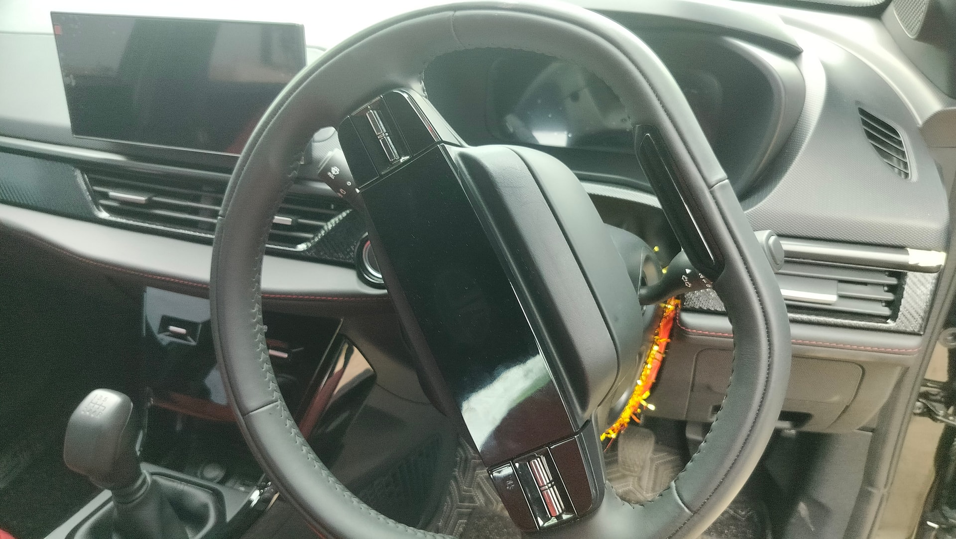 View 2026 Tata Nexon XZA Plus Petrol Dual Tone Image 11 Used 2026 Tata Nexon XZA Plus Petrol Dual Tone Image 11