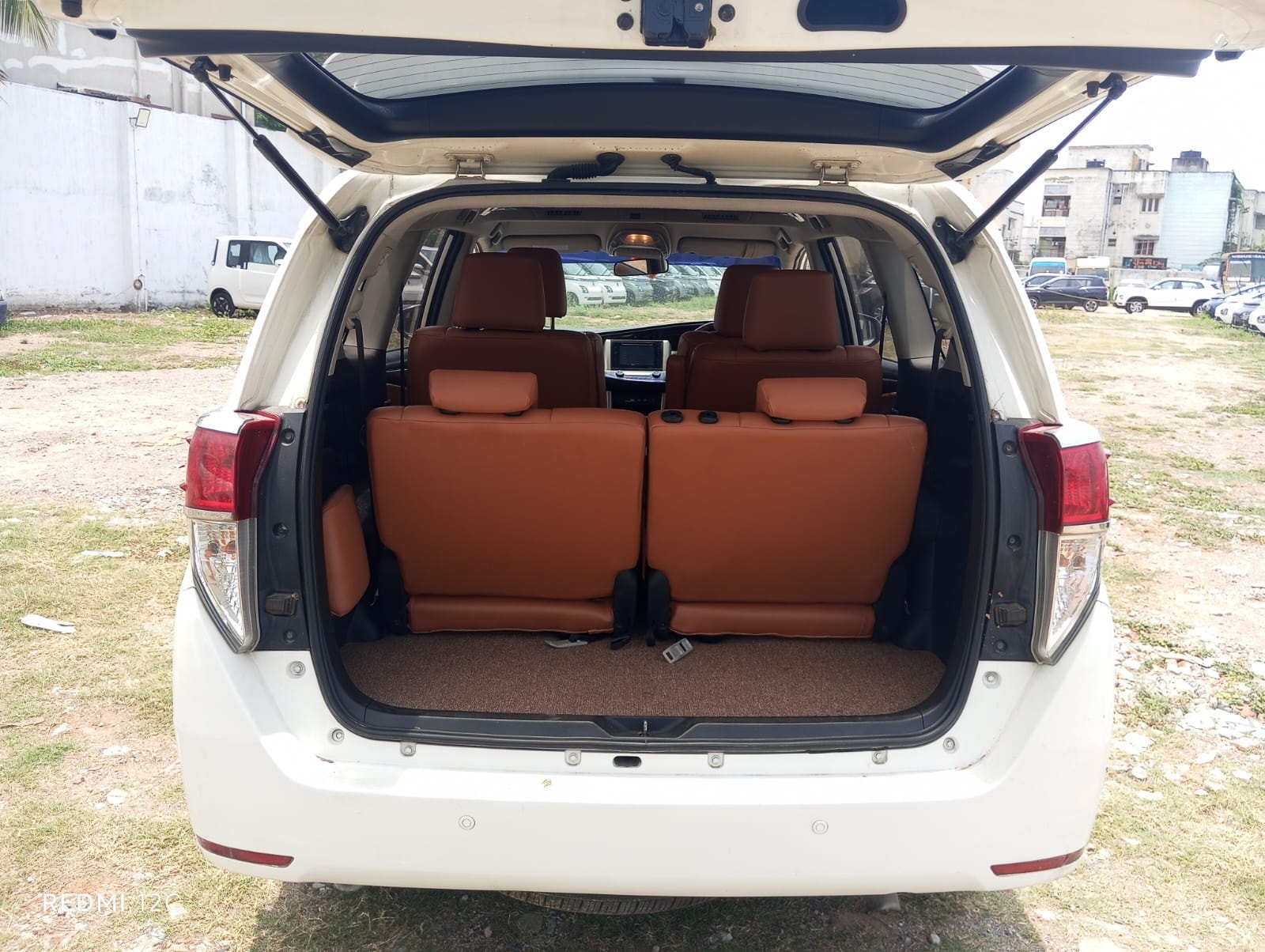 View 2016 Toyota Innova Crysta 2.8 Z 7 STR Image 12 Used 2016 Toyota Innova Crysta 2.8 Z 7 STR Image 12