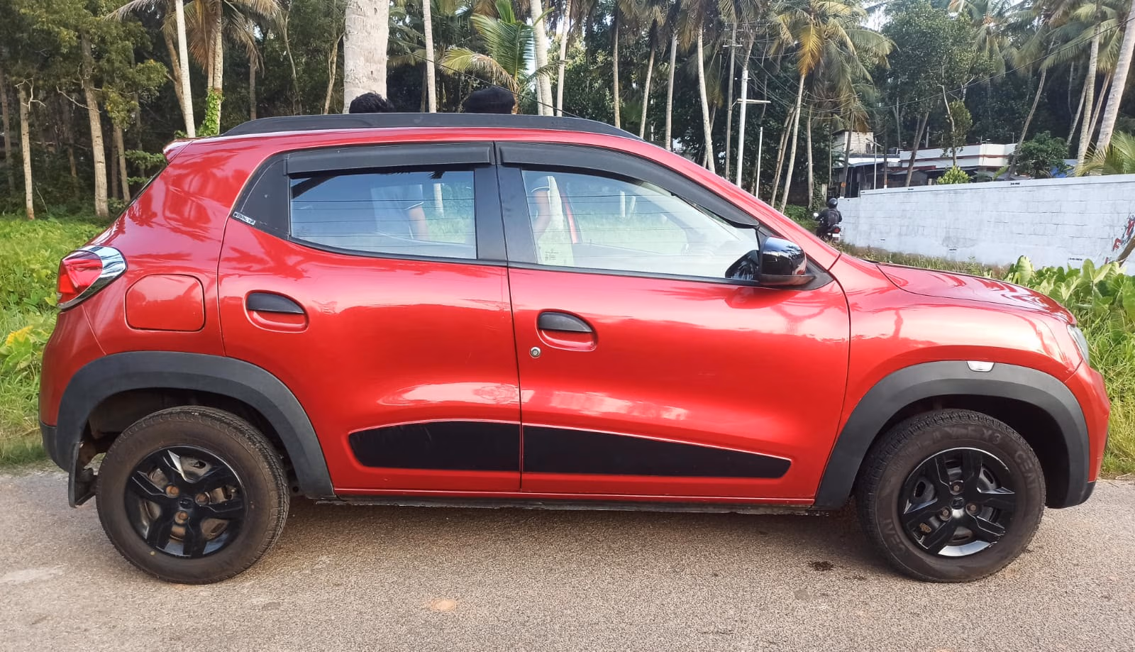 View 2018 Renault Kwid RXT 1.0 BS IV Image 8 Used 2018 Renault Kwid RXT 1.0 BS IV Image 8