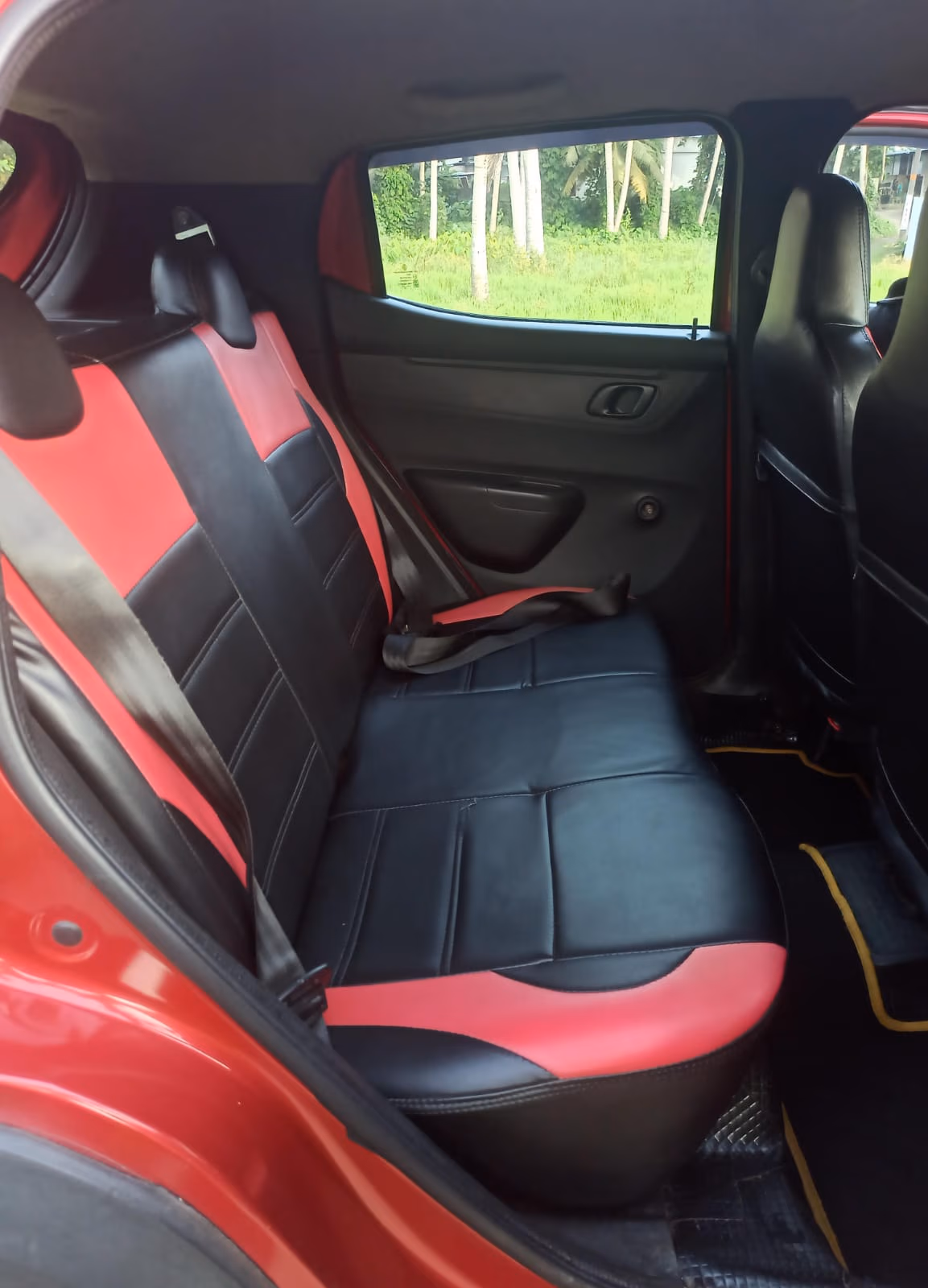 View 2018 Renault Kwid RXT 1.0 BS IV Image 15 Used 2018 Renault Kwid RXT 1.0 BS IV Image 15