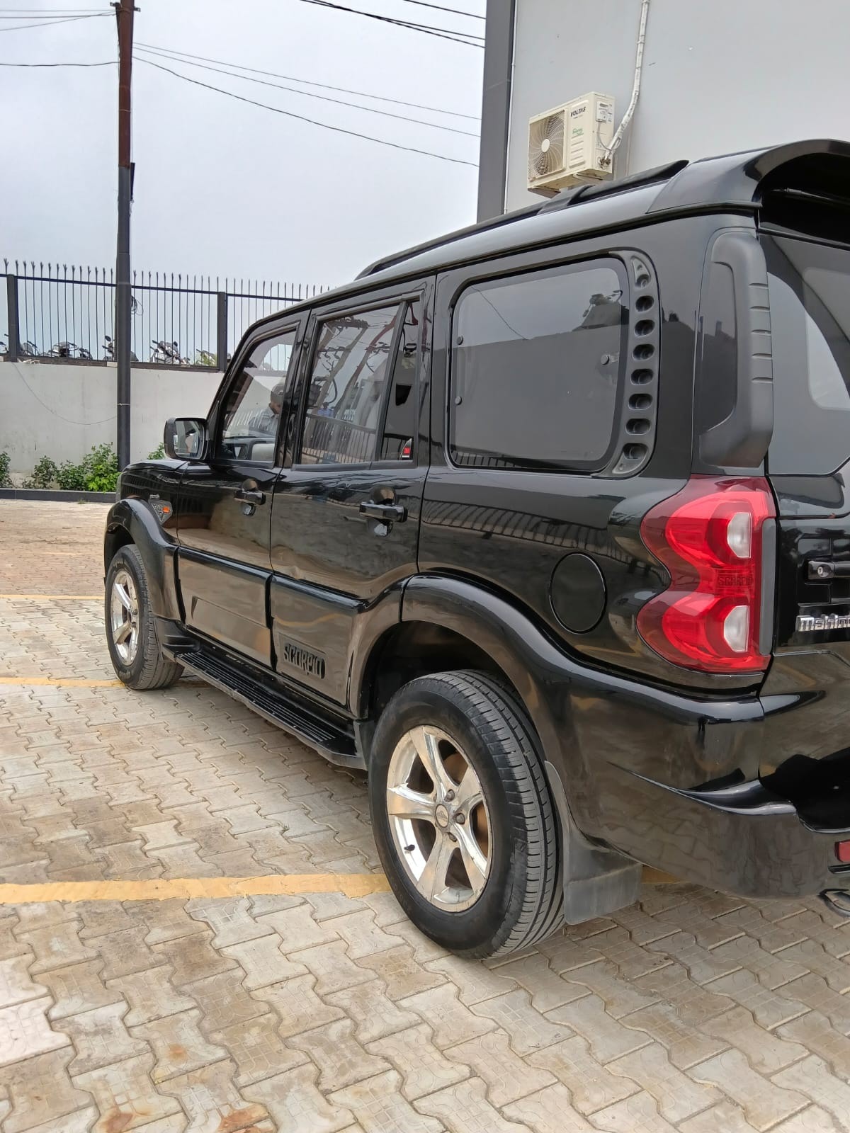 Used 2016 Mahindra Scorpio Used 2016 Mahindra Scorpio