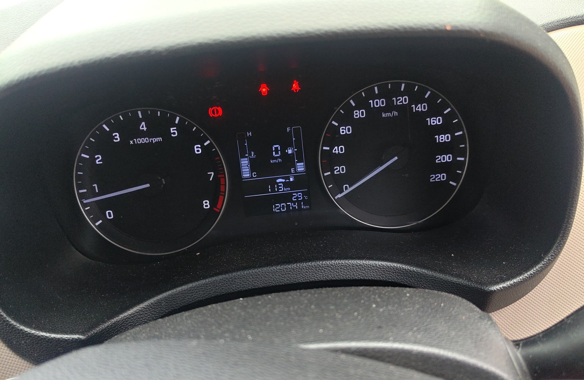 View 2018 Hyundai Creta SX 1.6 AT Petrol Image 7 Used 2018 Hyundai Creta SX 1.6 AT Petrol Image 7