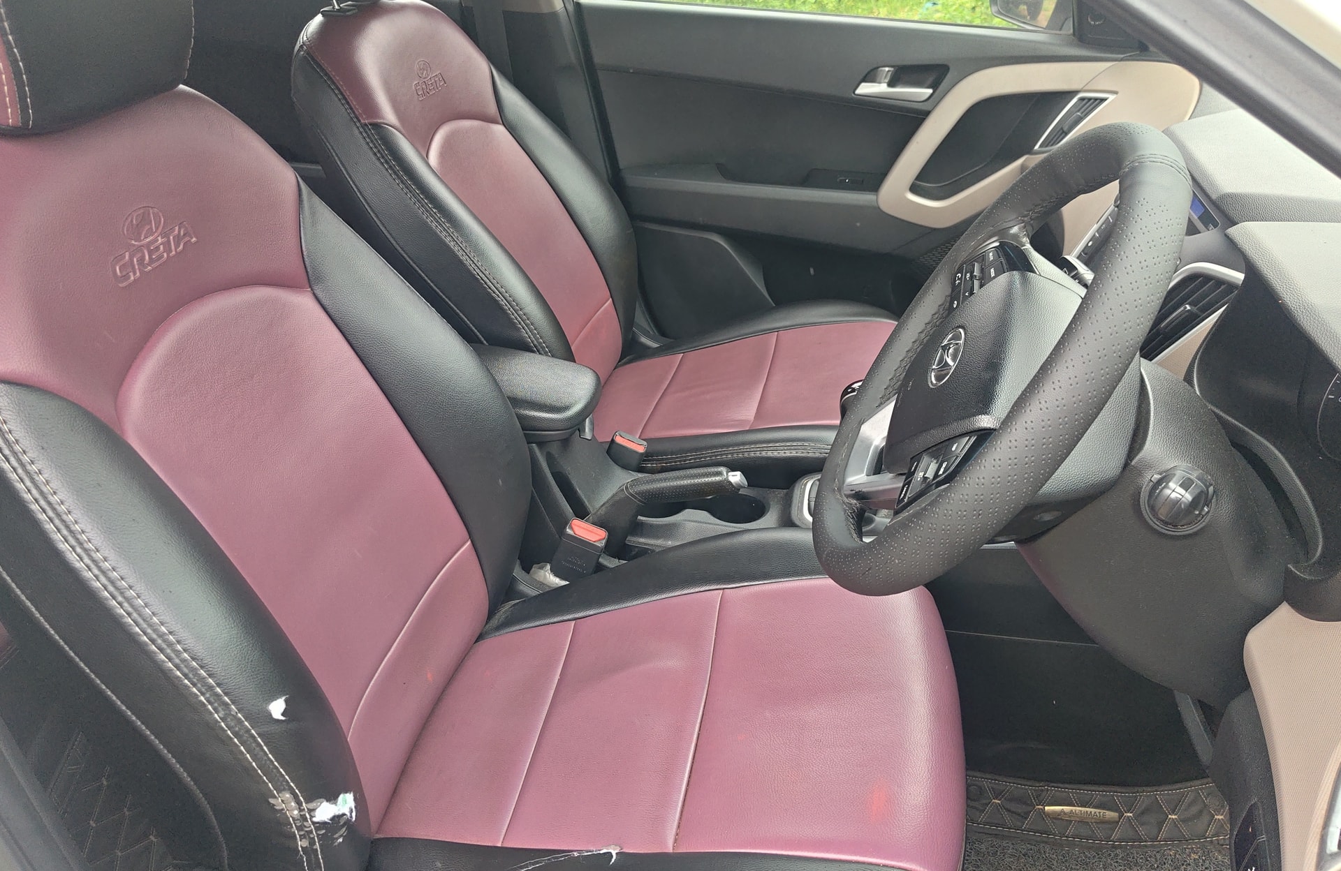 View 2018 Hyundai Creta SX 1.6 AT Petrol Image 3 Used 2018 Hyundai Creta SX 1.6 AT Petrol Image 3