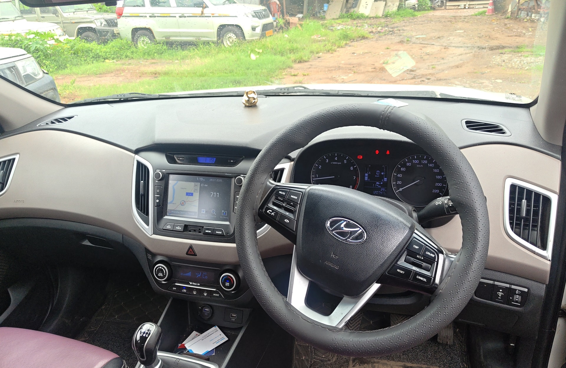 View 2018 Hyundai Creta SX 1.6 AT Petrol Image 9 Used 2018 Hyundai Creta SX 1.6 AT Petrol Image 9