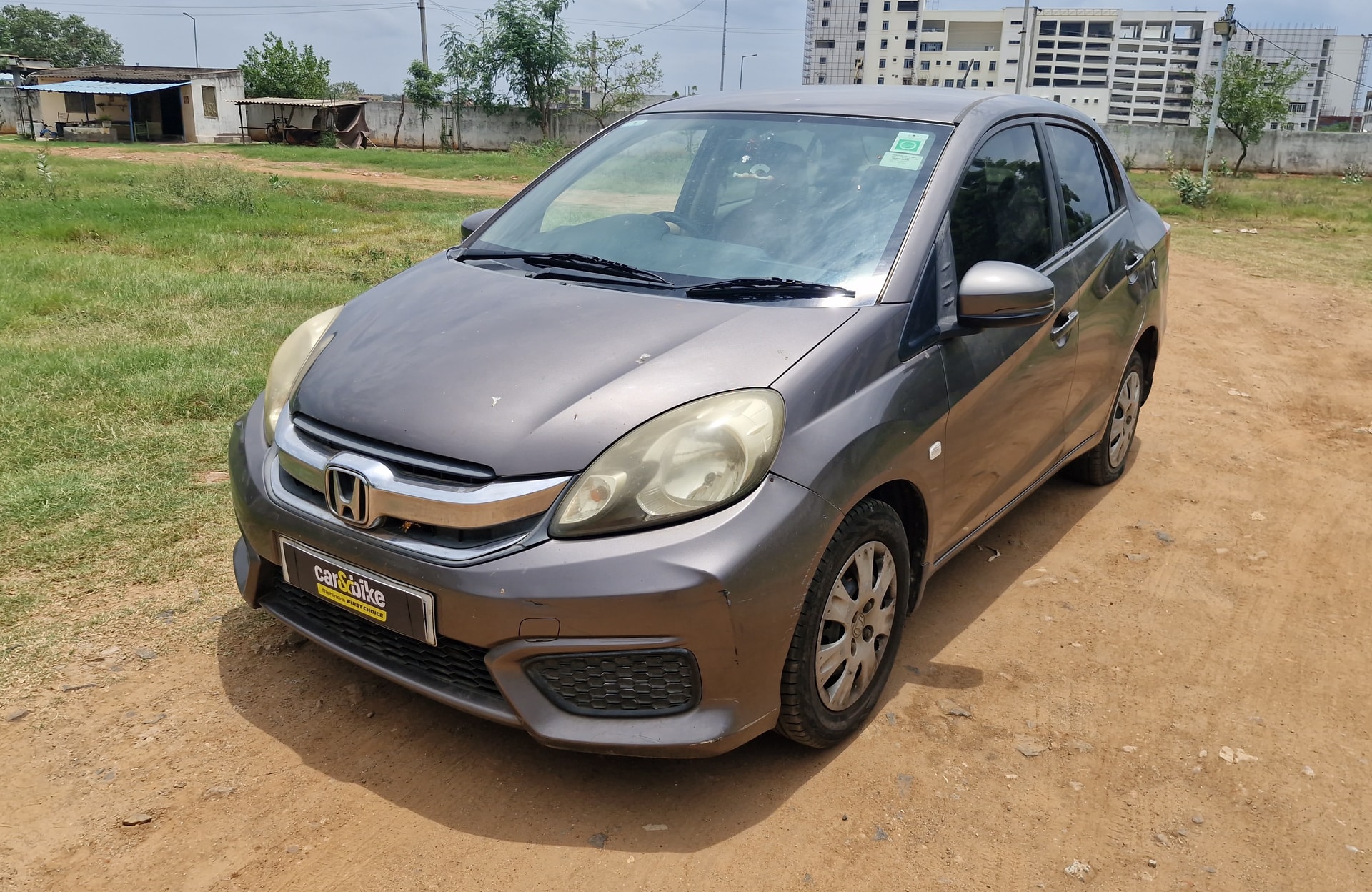 View 2017 Honda Amaze S MT Petrol BS IV Image 1 Used 2017 Honda Amaze S MT Petrol BS IV Image 1