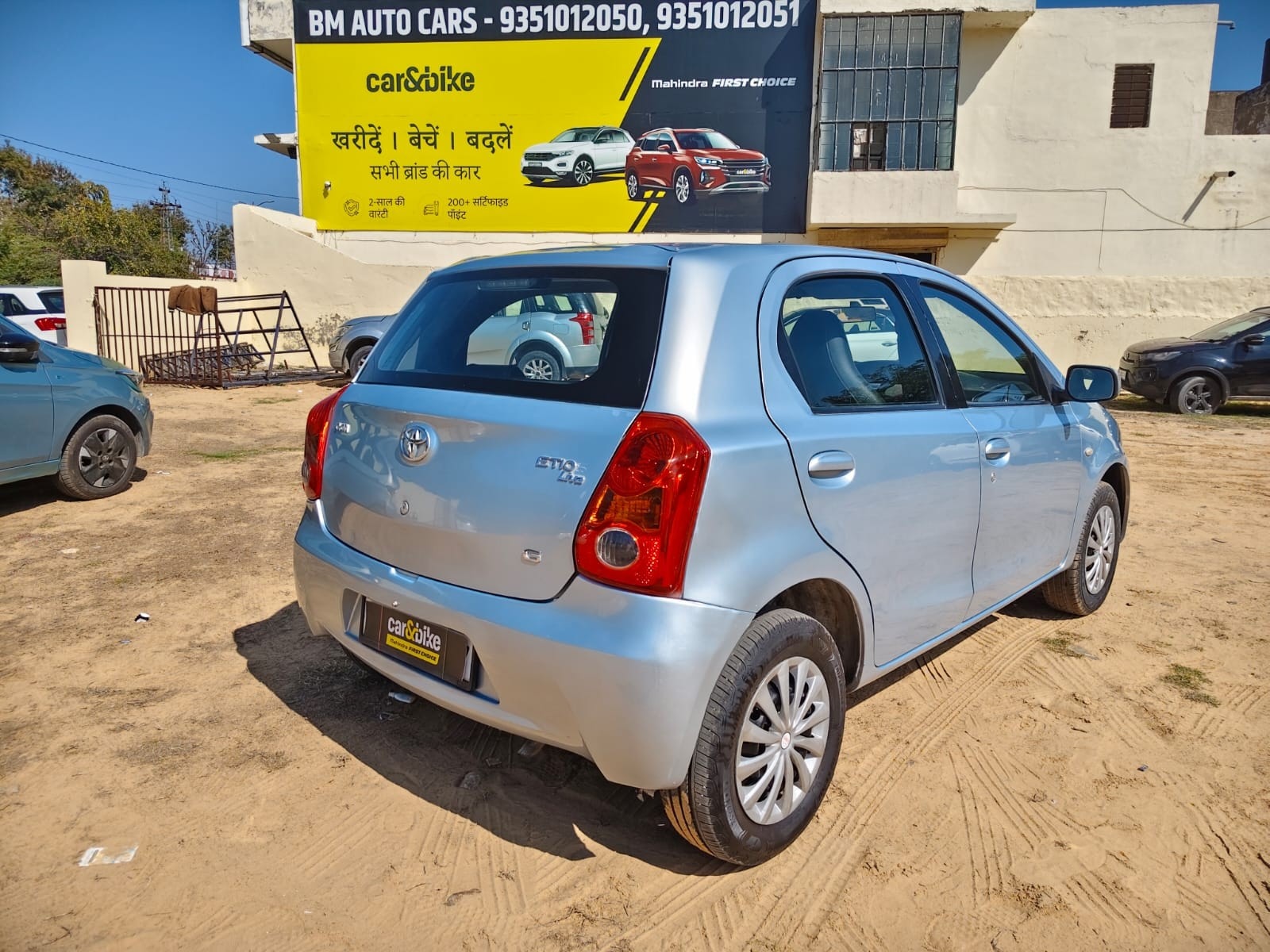 View 2011 Toyota Etios Liva G Image 14 Used 2011 Toyota Etios Liva G Image 14