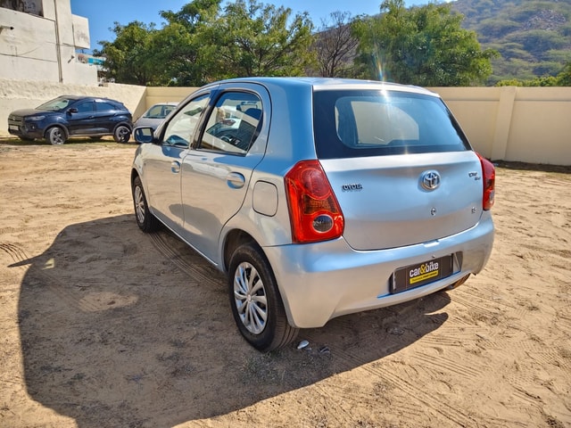 View Toyota Etios Liva Image 10 Used Toyota Etios Liva Image 10