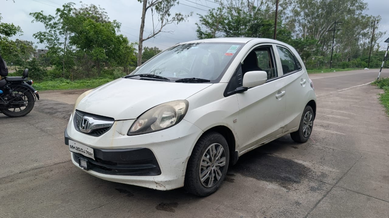 View 2015 Honda Brio Exclusive Edition Image 6 Used 2015 Honda Brio Exclusive Edition Image 6