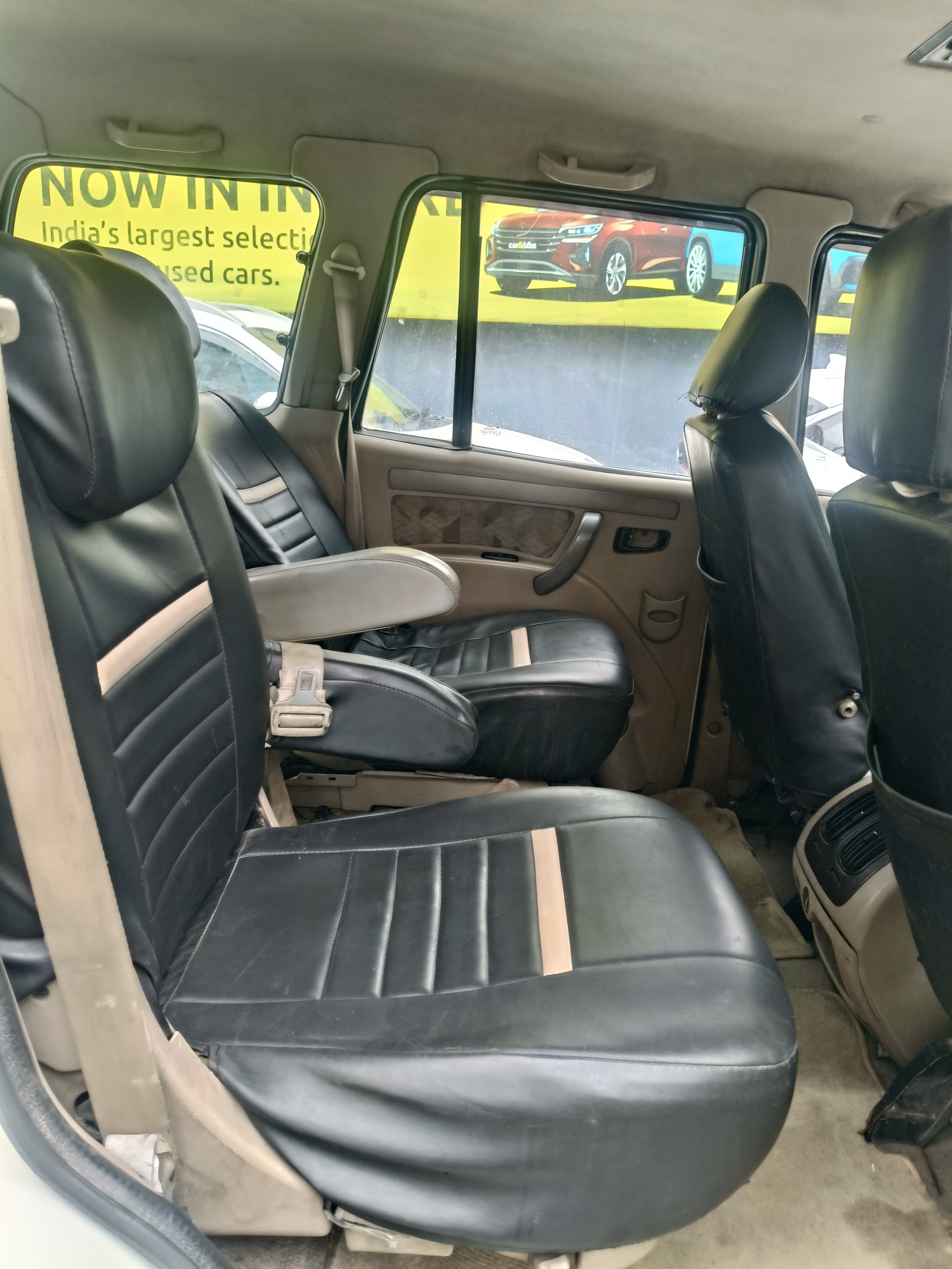 View 2011 Mahindra Scorpio VLX 2WD BS4 Image 5 Used 2011 Mahindra Scorpio VLX 2WD BS4 Image 5