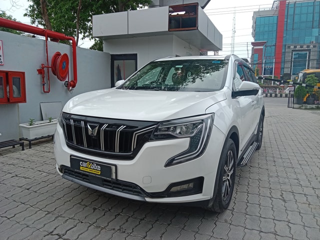 View Mahindra XUV700 Image 1 Used Mahindra XUV700 Image 1