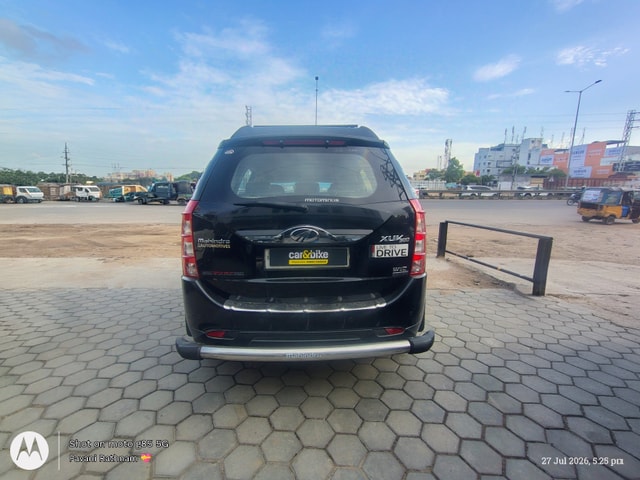 View Mahindra XUV500 Image 3 Used Mahindra XUV500 Image 3