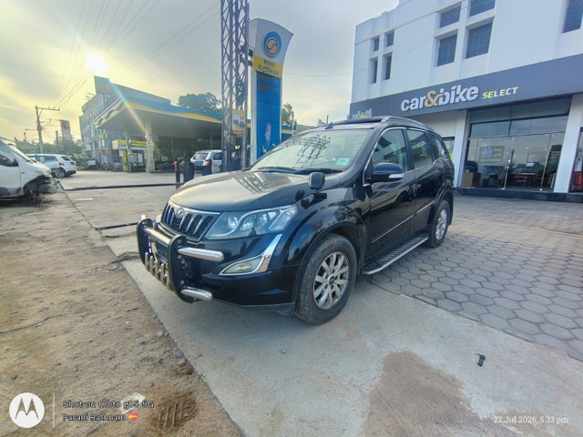 View Mahindra XUV500 Image 1 Used Mahindra XUV500 Image 1
