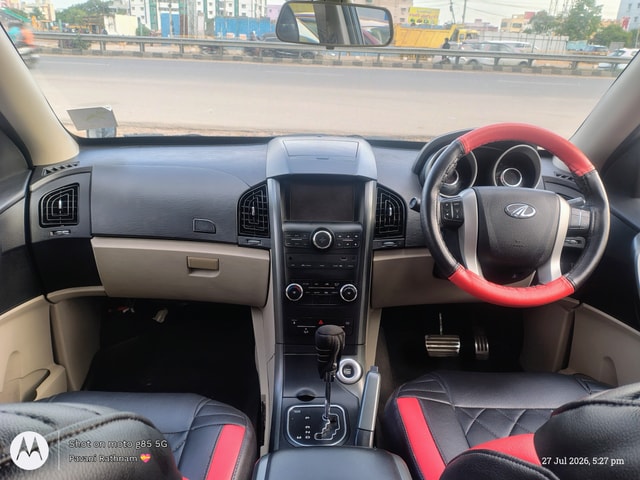 View Mahindra XUV500 Image 9 Used Mahindra XUV500 Image 9